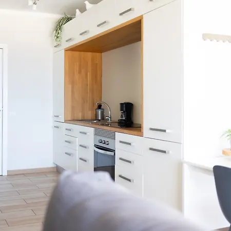 Lovely Modern With An Incredible View Apartament