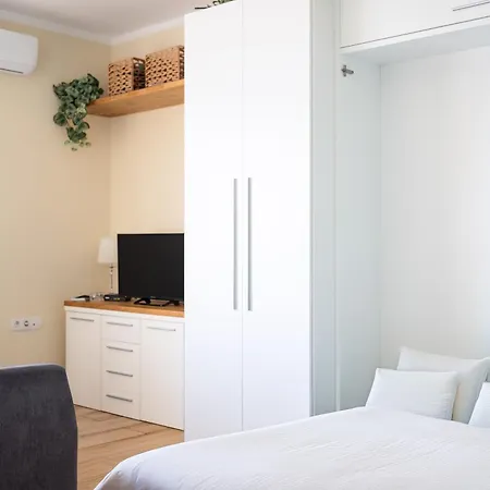 Apartament Lovely Modern With An Incredible View